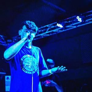 Meet your Posher, Levi